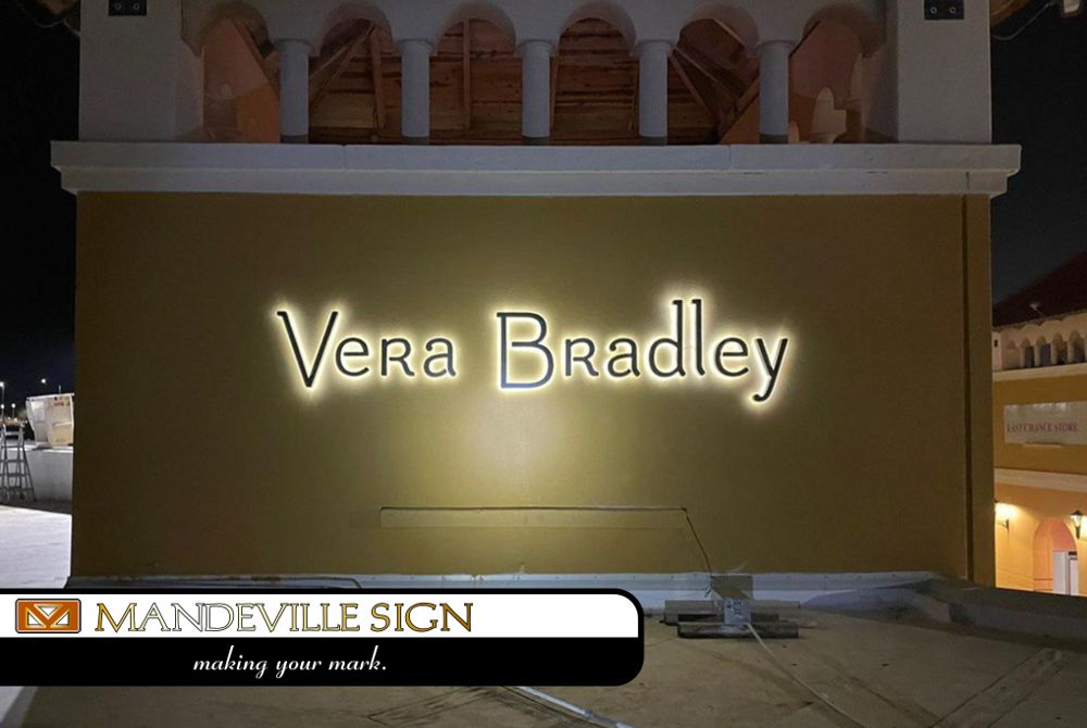 Vera Bradley - San Marcos Premium Outlets